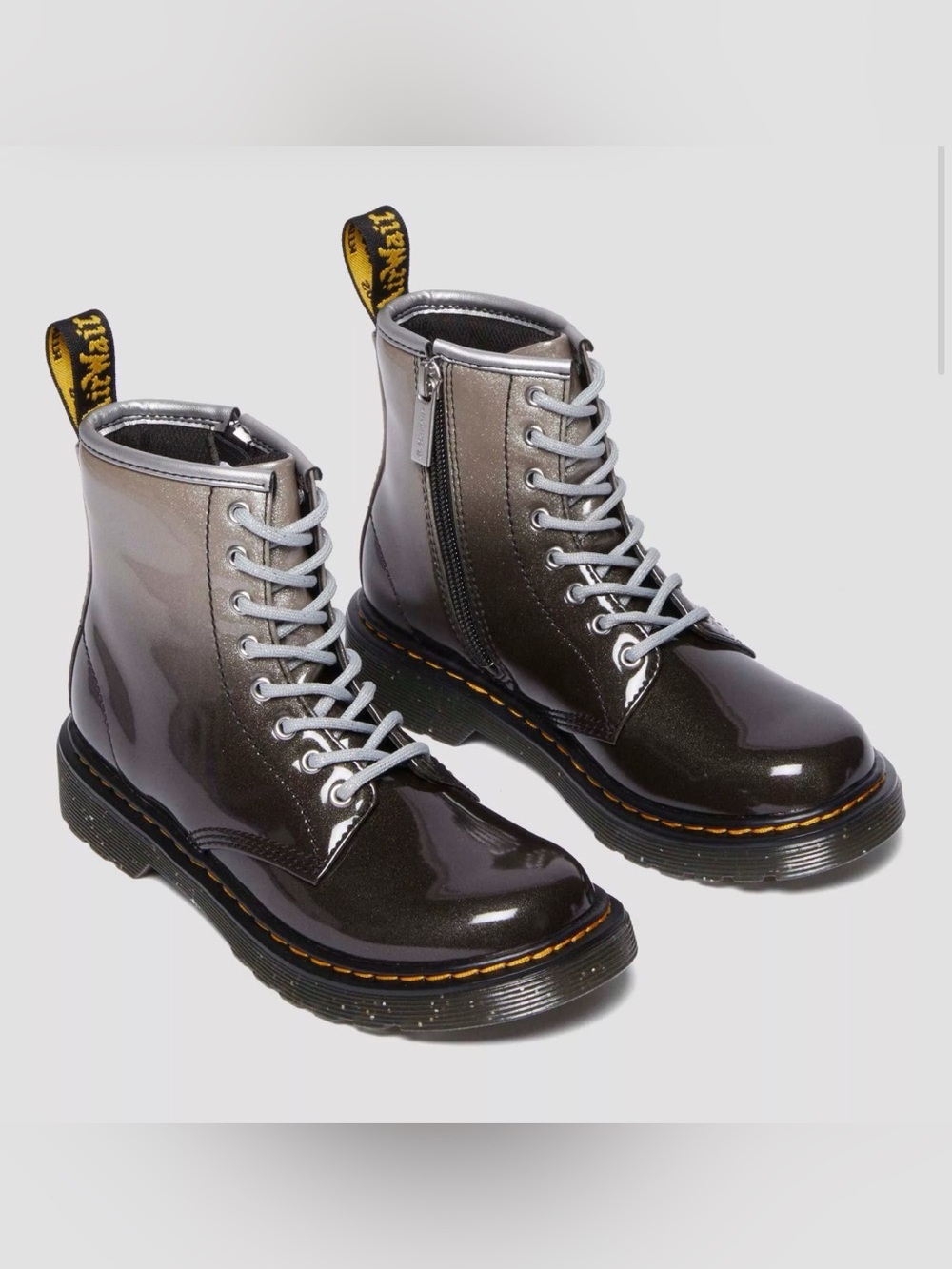 DR MARTENS JUNIOR 1460
GRADIENT GLITTER LEATHER LACE UP BOOTS NWOT SIZE 3